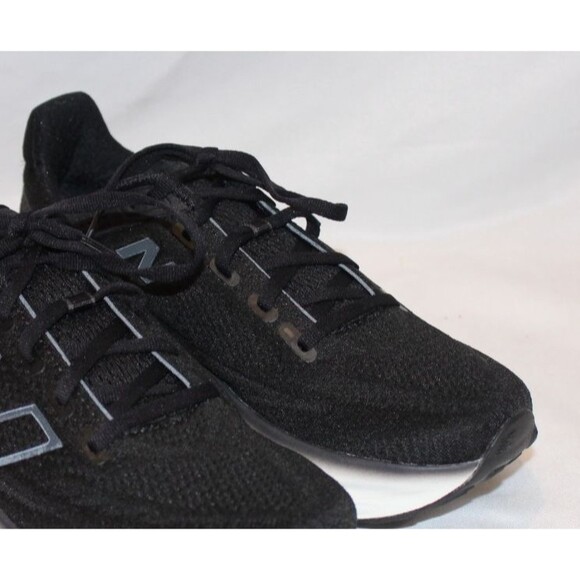 New Balance Fresh Foam X 1080v13 Women's Size 7 B Running Shoes Black NIB - Picture 2 of 7